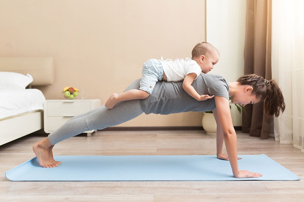 Bài Tập Yoga Cho Mẹ Huggies® Việt Nam