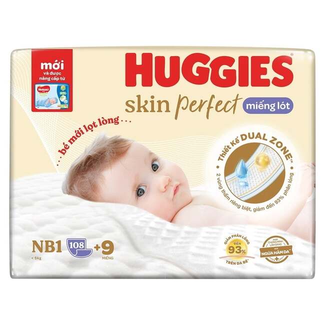 Tấm lót sơ sinh dùng một lần đến từ thương hiệu nổi tiếng Huggies